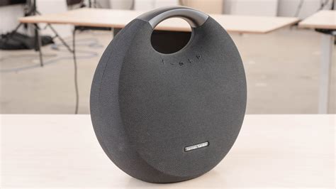 Harman/Kardon Onyx Studio 6 Review - balustradellc