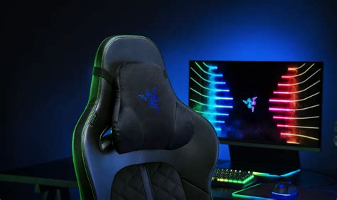 HEAD CUSHION CHROMA Comfort That Illuminates - Razer Insider