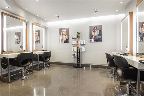 HEADMASTERS - Hair Salons - 194 High Street, Orpington, …