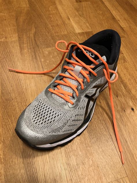Heel Lock Lacing: Techniques for Running Shoes - balustradellc