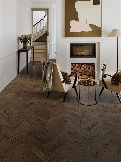 Herringbone Oak Flooring | 45 Fantastic Rich Finishes - balustradellc