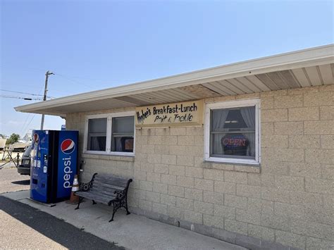 HIGBEES LUNCHEONETTE. Friday... - Higbee