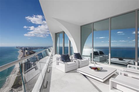 High Style: Design Lessons from 7 Modern Luxury … - balustradellc