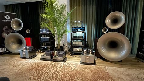 High-End Audio Two-Channel Audio Systems | Singapore - wintechmobiles.com