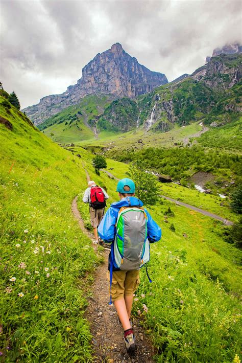 Hike to "Vuelta de Cañón" waterfall at the foot of Poas volcano. - balustradellc