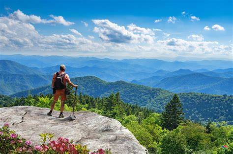 Hiking and Backpacking Trails All Over the World | Explore Hikes and ... - balustradellc