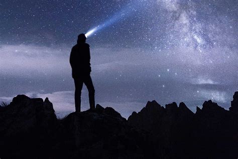 Hiking at Night | Essential Night Hiking Survival Tips - balustradellc