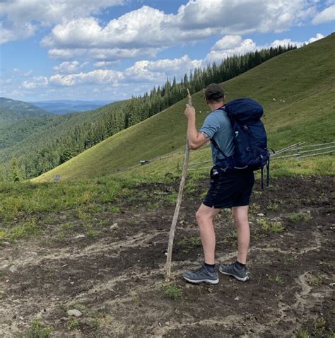 Hiking for Beginners: Essential Tips From an Outdoor Pro - 57hours - balustradellc