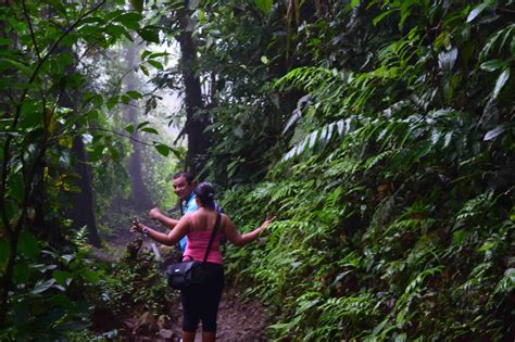 Hiking in Costa Rica - Visit Rainforests & National Parks - balustradellc
