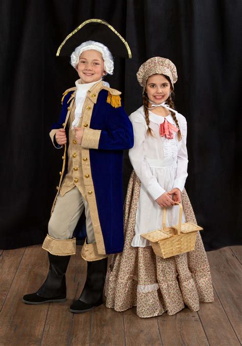 Historical Costumes - muktibox.com