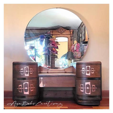 History of the Vanity Table - TIMBER TO TABLE - balustradellc