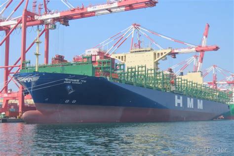 HMM GARNET, Container Ship - Details and current … - coolestguyplanet.net