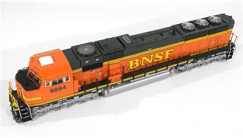 HO Scale Brass Overland BN SD70MAC painted BNSF Heritage I