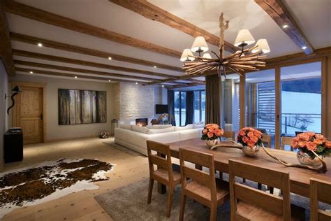 Holiday Rentals and Accommodation: Cabins, Homes, Apartments - raincitystudios.com