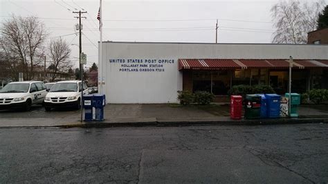 HOLLADAY PARK Post Office Portland, OR