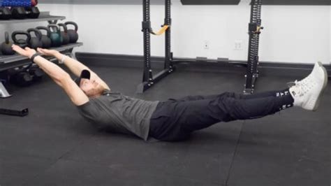 Hollow Body Hold: Bulletproof Your Abs with This Killer No ... - balustradellc