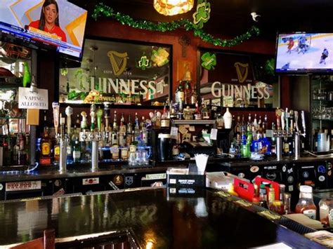 HOLLOWAYS IRISH PUB 2, Boca Raton - Tripadvisor