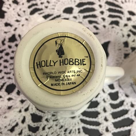 HOLLY HOBBIE Salt & Pepper Shakers Set VTG 70s Ceramic - muktibox.com