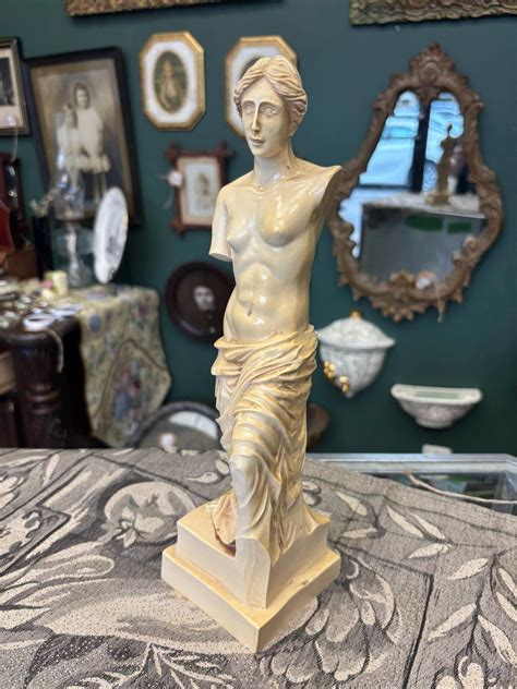 Home Decor Statue Plaster Art Model Greek Goddess Figurine Mythology - muktibox.com
