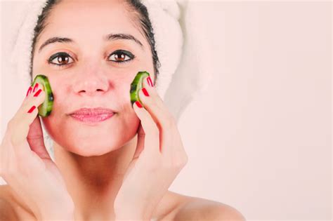 Home Remedies To Improve Your Skin’s Elasticity - Onlymyhealth - balustradellc
