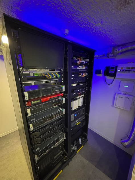 Home Server Setups | First time posting, Long time lurking - balustradellc