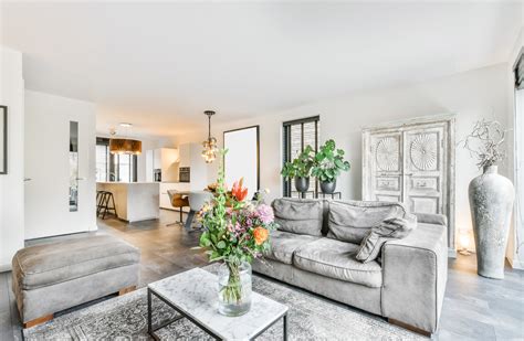 Home Staging: The Ultimate Guide - balustradellc