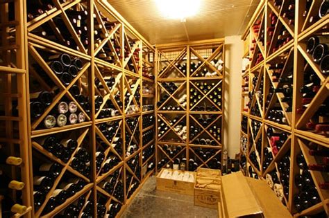 Hong Kong Wine Vault - Wine Cellar - balustradellc