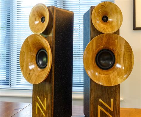 Horn Loaded HiFi Speakers - Oak With Brass Inlay - balustradellc