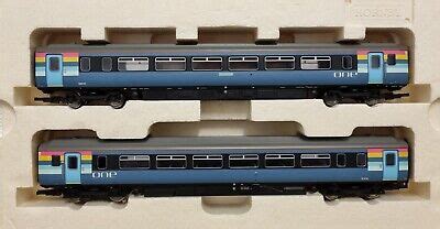 HORNBY CLASS 156, One livery, 156416 "Saint Edmund". OO …