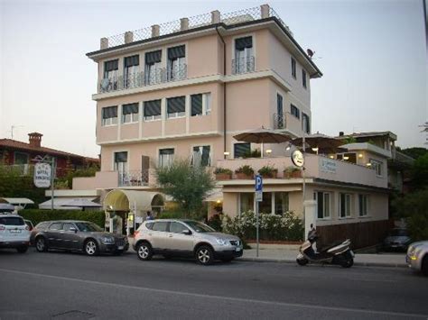 Hotel Bencista – Pietrasanta - balustradellc