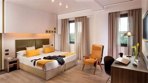 Hotel Domidea, Rome to Leaning Tower of Pisa - Rome2rio - balustradellc