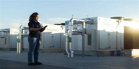 How Deborah Martinez Castellanos got tech jobs - balustradellc