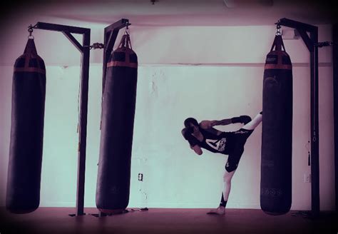 How Fighters Should Address Flexibility for MMA - balustradellc
