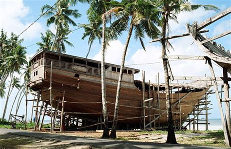 How Phinisi Boats Are Made in Tana Beru - wintechmobiles.com