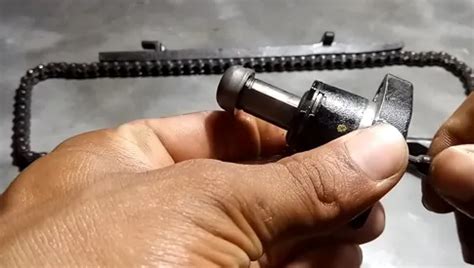How to Adjust Timing Chain Tensioner : Full Guide - balustradellc