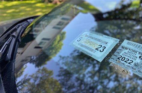 How to Apply and Remove a Vehicle Registration Sticker - balustradellc