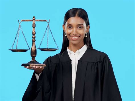 How to Become a Lawyer in South Africa - studychoices.org.za - balustradellc