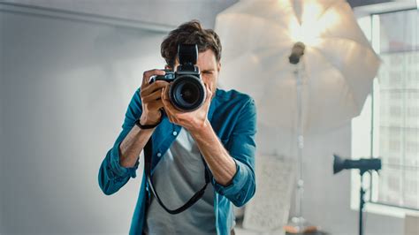 How to Become a Photographer: A Creative Role For … - balustradellc