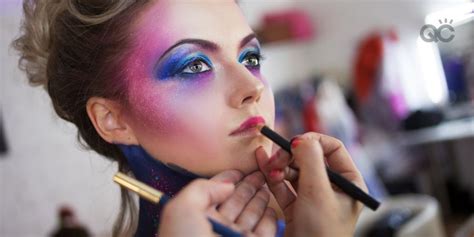 How to Become a Theatrical Makeup Artist - Work - muktibox.com
