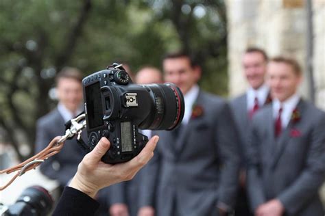 How to Become a Wedding Photographer: Step-by … - balustradellc