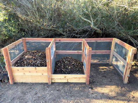 How to Build a DIY Compost Bin at Home - Live to Plant - raincitystudios.com