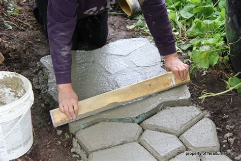 How to build a faux stone walkway - Budget101 - balustradellc