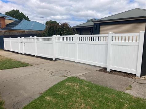 How To Build A Pvc Fence - Your Cool Home - balustradellc