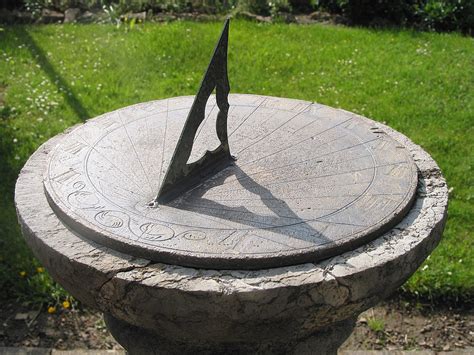 How to Build A Sundial for the Garden - Mother Earth … - balustradellc