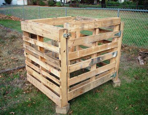 How To Build A Wooden Pallet Compost Bin - Honestly … - raincitystudios.com
