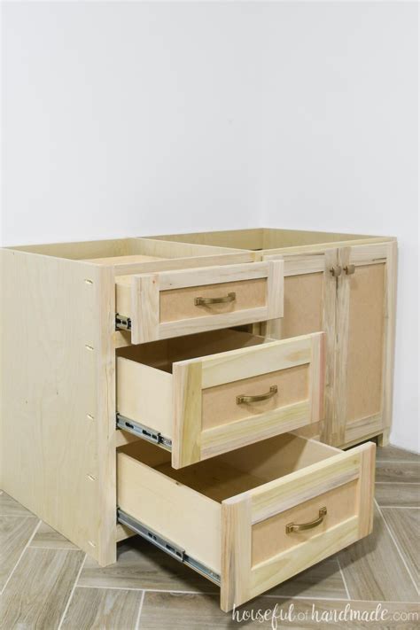 How to Build DIY Drawers (Easy - Saws on Skates® - balustradellc