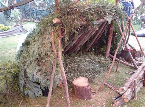 How to Build Primitive Survival Shelters - Step by Step - balustradellc