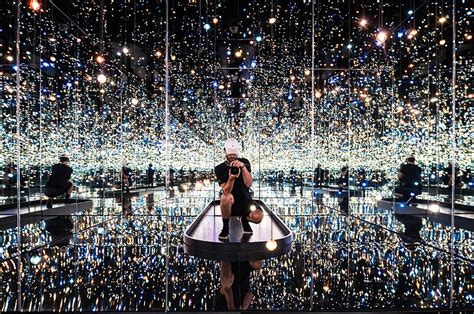 How to Capture Mesmerising Mirror Photography - Samsung UK - balustradellc