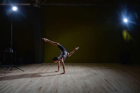 How to Capture the Perfect Dance Performance Shot - muktibox.com