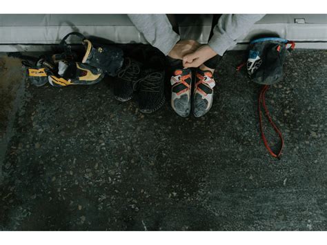 How to Care for Your Climbing Shoes | Smelly Shoes - balustradellc
